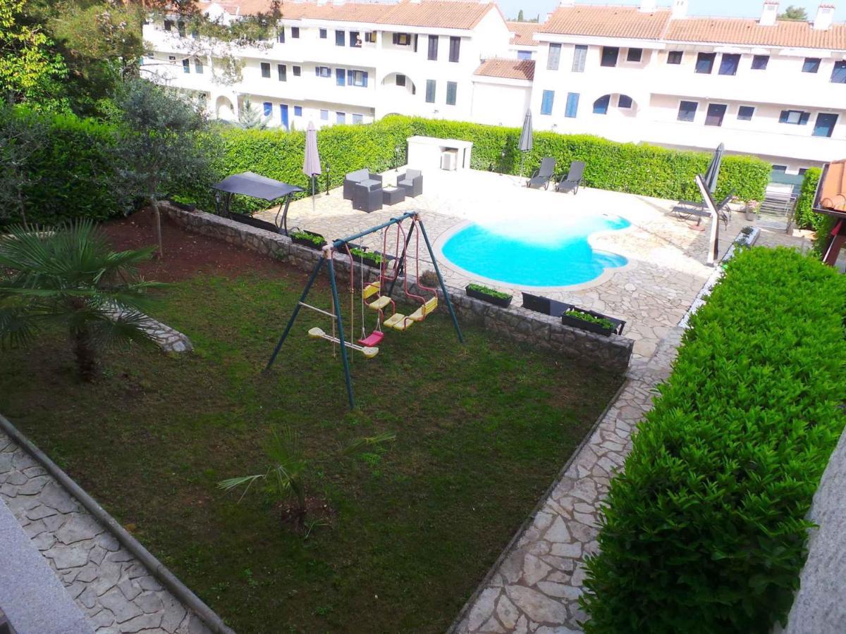 Holiday Home In Malinska/Insel Krk 13031 מראה חיצוני תמונה